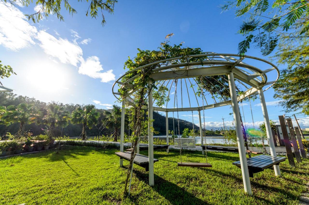 แบร์ฟุต สปริงส์ เบด แอนด์ เบรคฟาสต์ Bed & Breakfast ตงชาน ภายนอก รูปภาพ