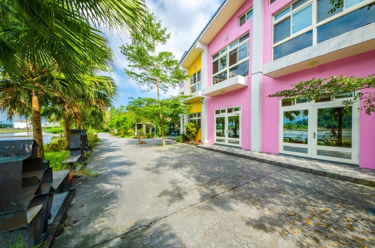 แบร์ฟุต สปริงส์ เบด แอนด์ เบรคฟาสต์ Bed & Breakfast ตงชาน ภายนอก รูปภาพ