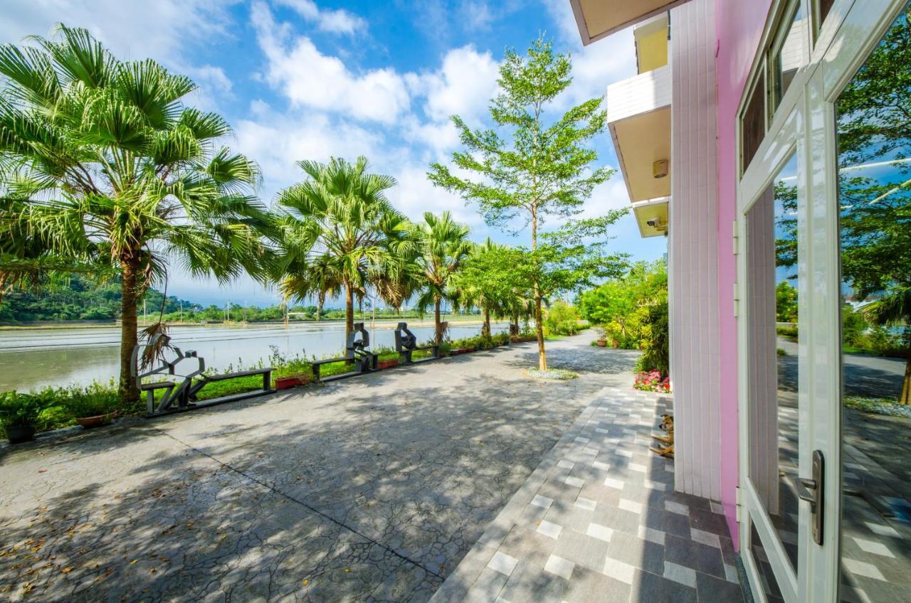 แบร์ฟุต สปริงส์ เบด แอนด์ เบรคฟาสต์ Bed & Breakfast ตงชาน ภายนอก รูปภาพ
